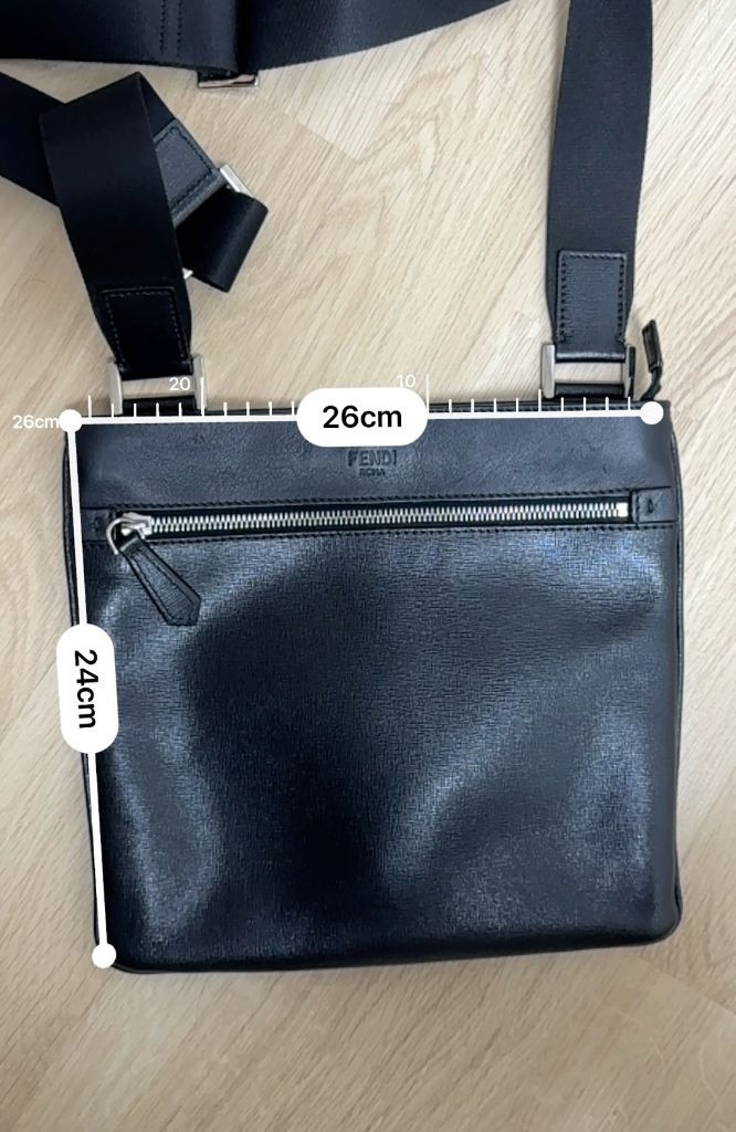 [FENDI] 펜디 로마 블랙 레더 메신저백 / 남성 크로스백--3