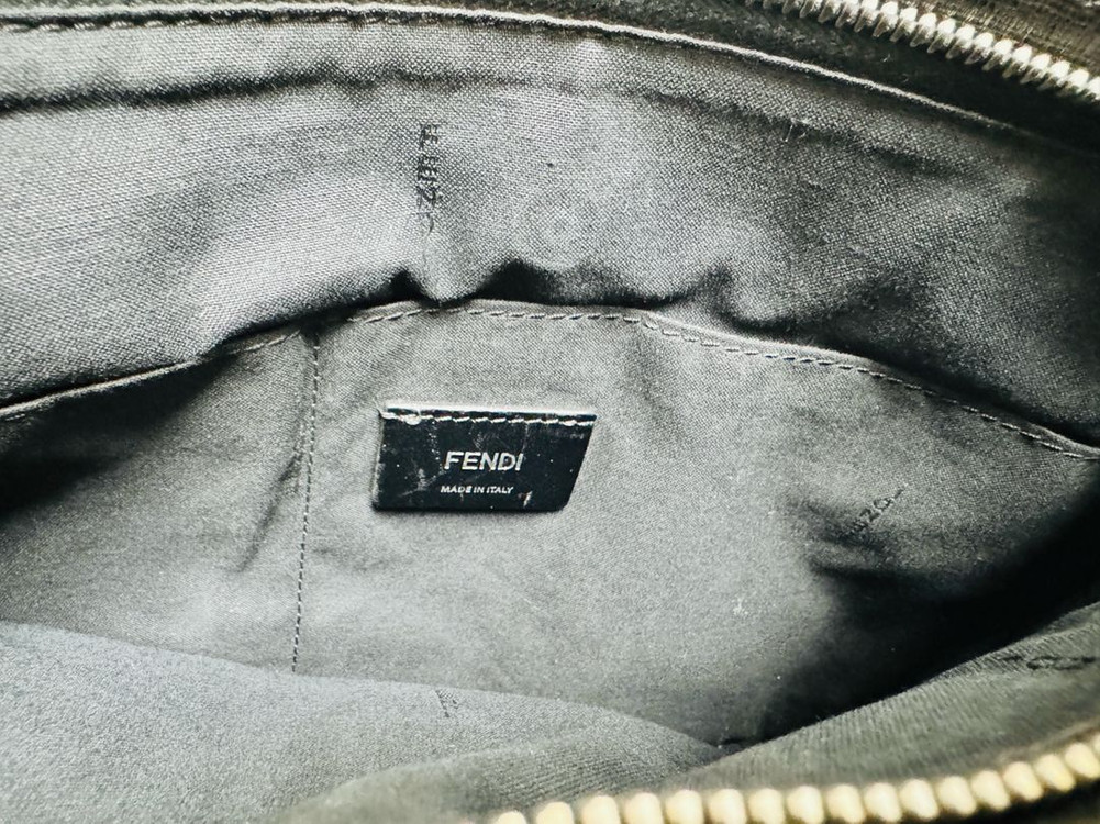 [FENDI] 펜디 로마 블랙 레더 메신저백 / 남성 크로스백--6