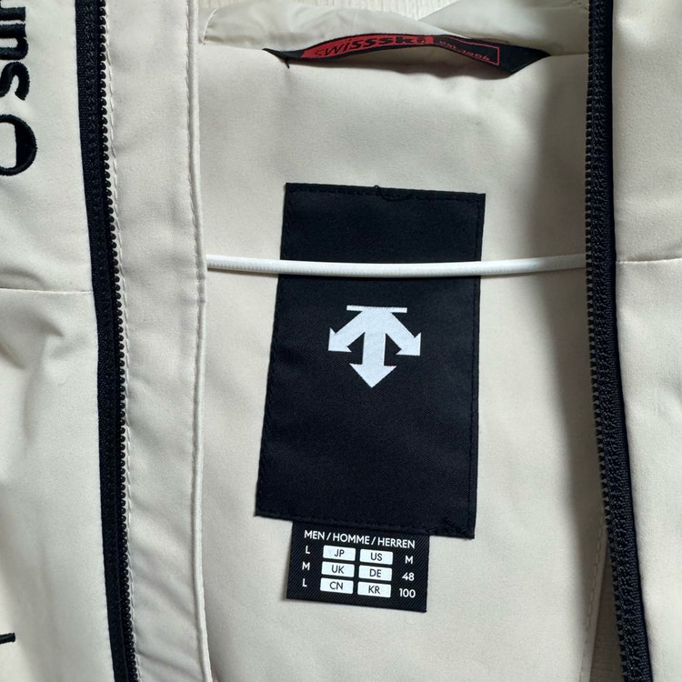 데상트 아우디 방풍 자켓 L100--4