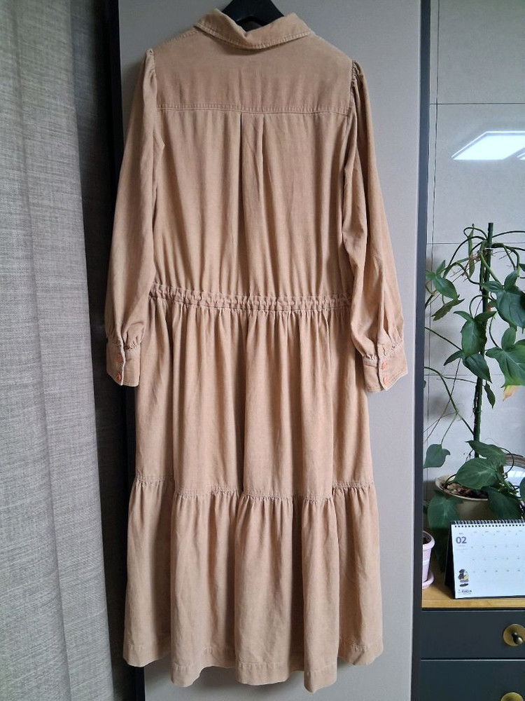 써스데이아일랜드 코듀로이 셔츠형 원피스--4