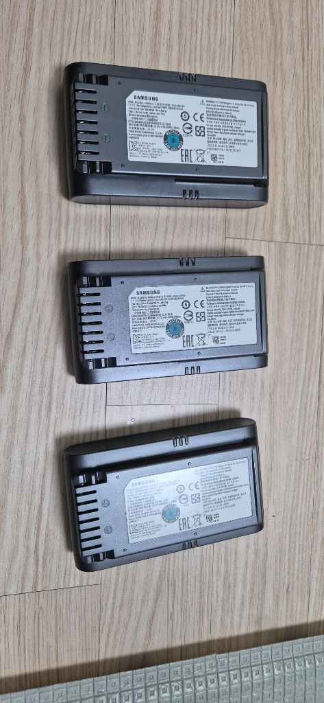 삼성 제트무선청소기용 방전배터리3개--1