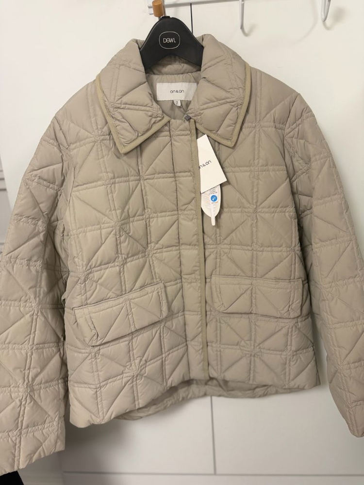 택새상품_58만원] 온앤온_단종 구스패딩 고급소재 겨울점퍼 오피스룩--3