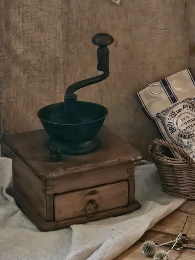 빈티지 커피밀 커피그라인더 이미지