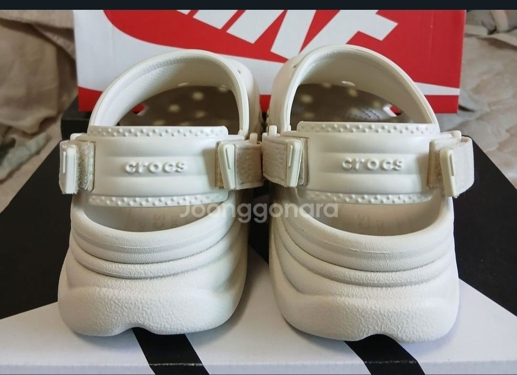 크록스 듀엣맥스 230스투코m4w6지비츠포함--5