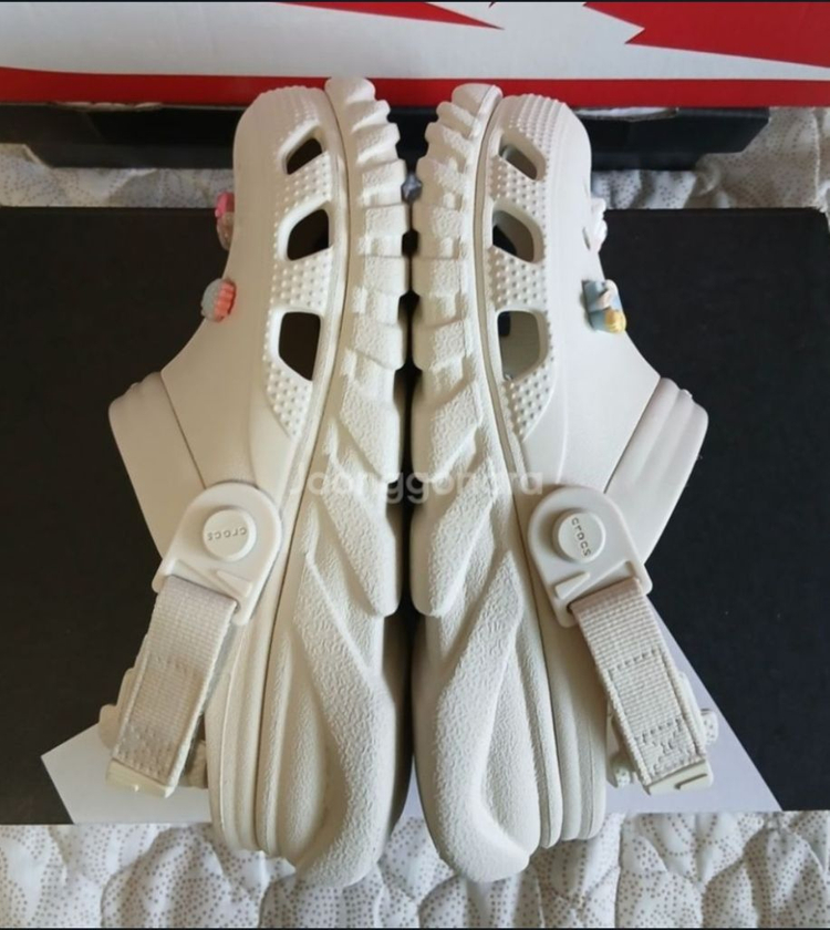 크록스 듀엣맥스 230스투코m4w6지비츠포함--7