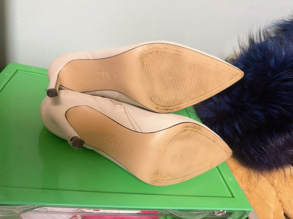 자라 아이보리 앵클 부츠--3