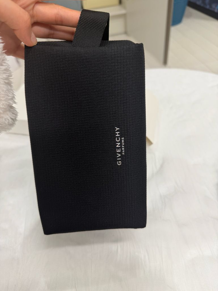 지방시 클러치백--1