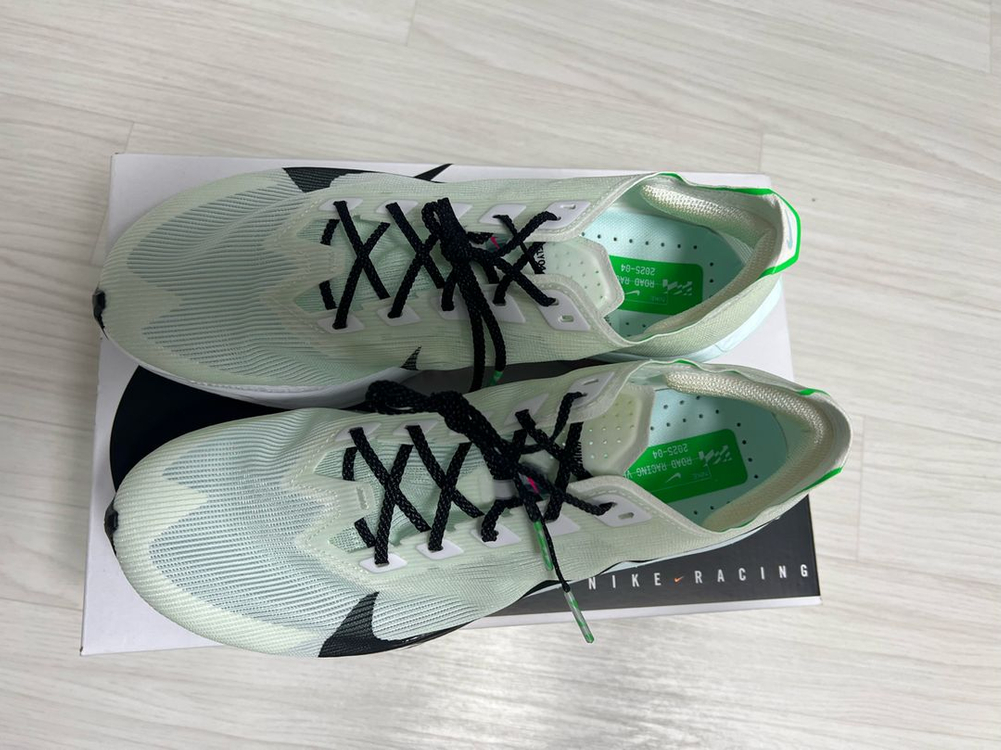 (남성275사이즈)나이키 나이키 런닝화 베이퍼플라이 4 (HF6414-101) 사이즈275--4