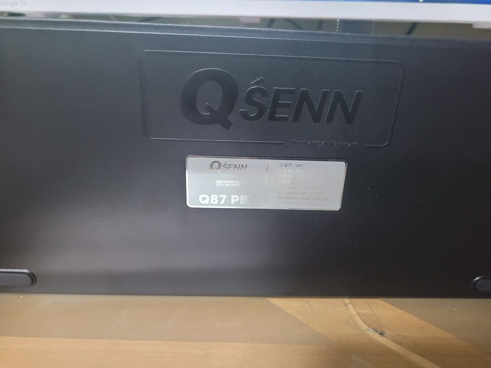 큐센 Q87 PBT 블랙 민트축 기계식키보드 팝니다.--2