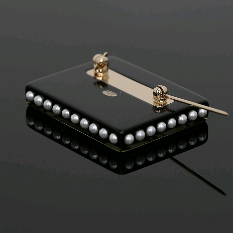 CHANEL LAPAUSA BROOCHES 정품--2