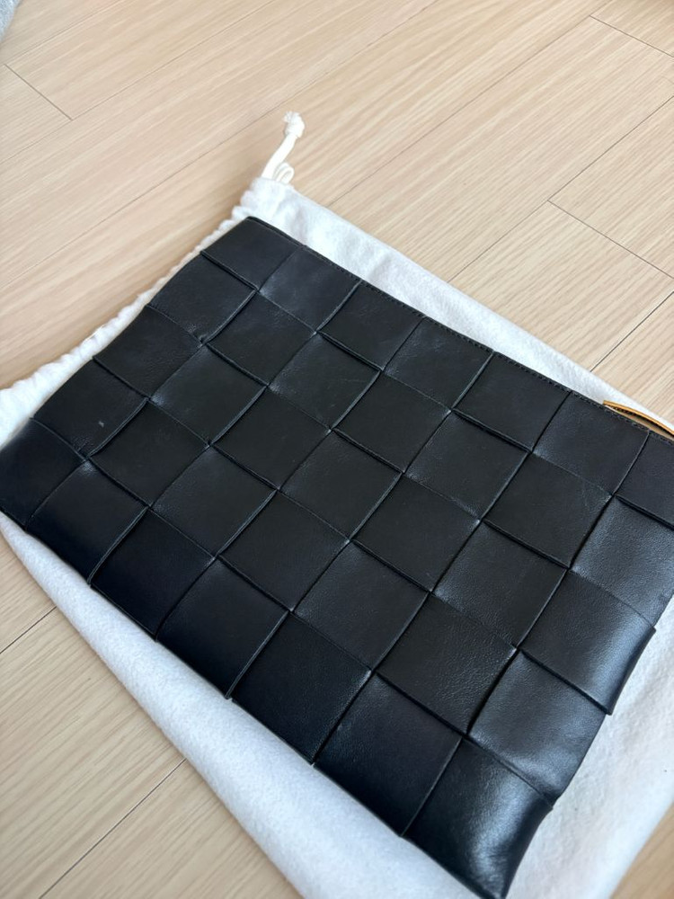 보테가베네타 카세트 클러치백 상태 좋음--1