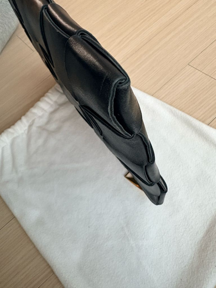 보테가베네타 카세트 클러치백 상태 좋음--2