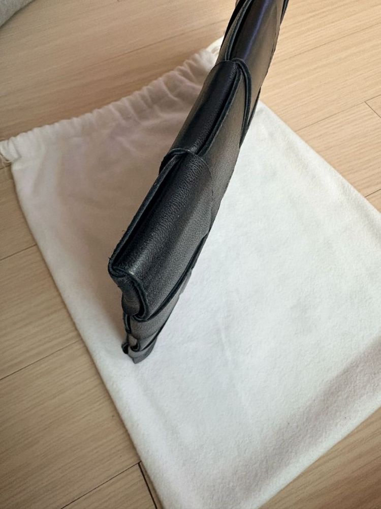 보테가베네타 카세트 클러치백 상태 좋음--3