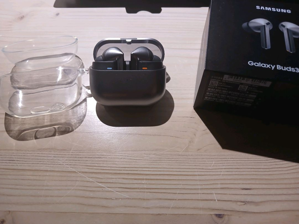 갤럭시 버즈3 프로 이미지