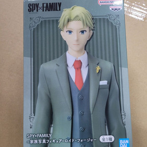 미개봉)스파이패밀리 로이드 포저 피규어 가족사진