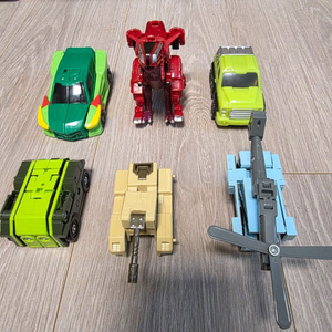 토이앤토이 숫자변신 로봇 (0,1,2)+아머드 사우루스 컴팩트 티렉+스헬로카봇 프라임+변신 자동차1.토이앤토이 숫자