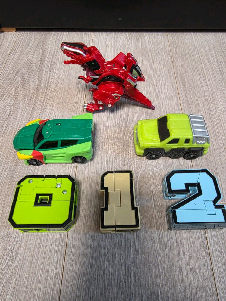 토이앤토이 숫자변신 로봇 (0,1,2)+아머드 사우루스 컴팩트 티렉+스헬로카봇 프라임+변신 자동차1.토이앤토이 숫자--2