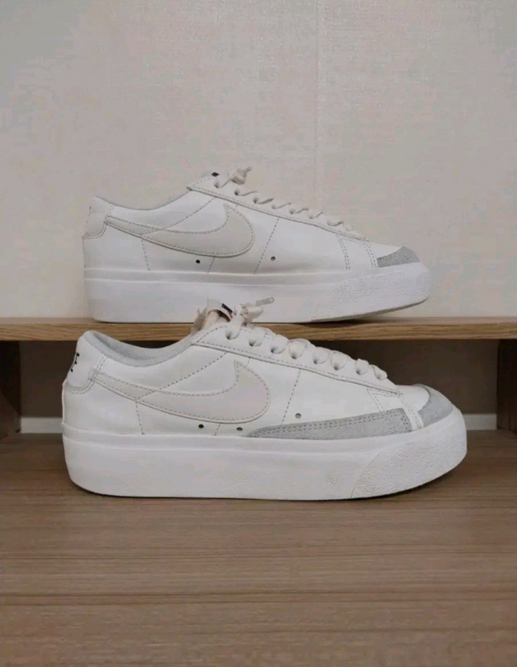 여성 나이키 블레이저 로우 플랫폼 스니커즈, 운동화 (235)--4