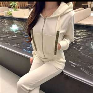 쿠 스팽글 비즈 집업 트레이닝세트