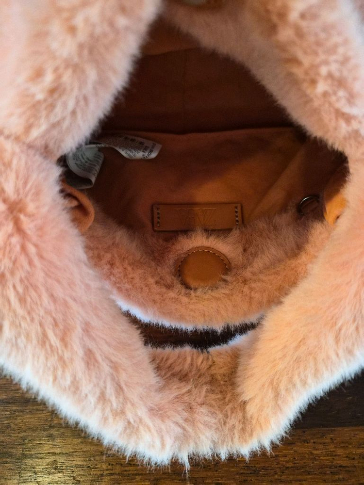 자라퍼가방 이미지