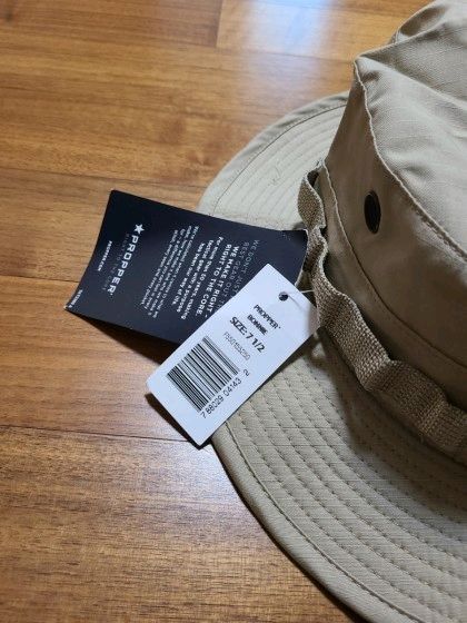 영화 론서바이버 속 그모자--1