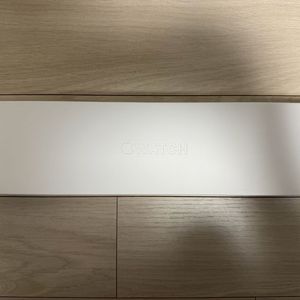 애플워치8 45mm 스테인리스 골드+스포츠밴드 미개봉 새상품 27만원 판매합니다