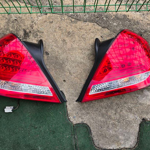 뉴sm5 티아나 후미등 정품 이미지