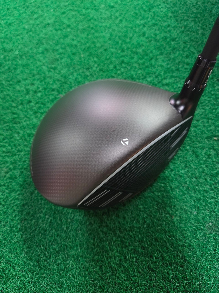 TaylorMade 테일러메이드 Qi4D MAX 드라이버 - VANQUISH 뱅퀴시 VV - 3S 이미지