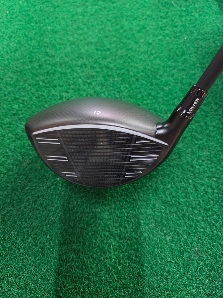 TaylorMade 테일러메이드 Qi4D MAX 드라이버 - VANQUISH 뱅퀴시 VV - 3S 이미지