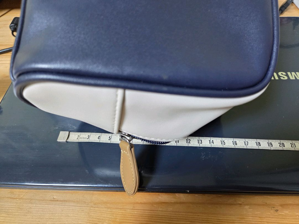 브루노 바피 파우치 택포 1.3만원--1