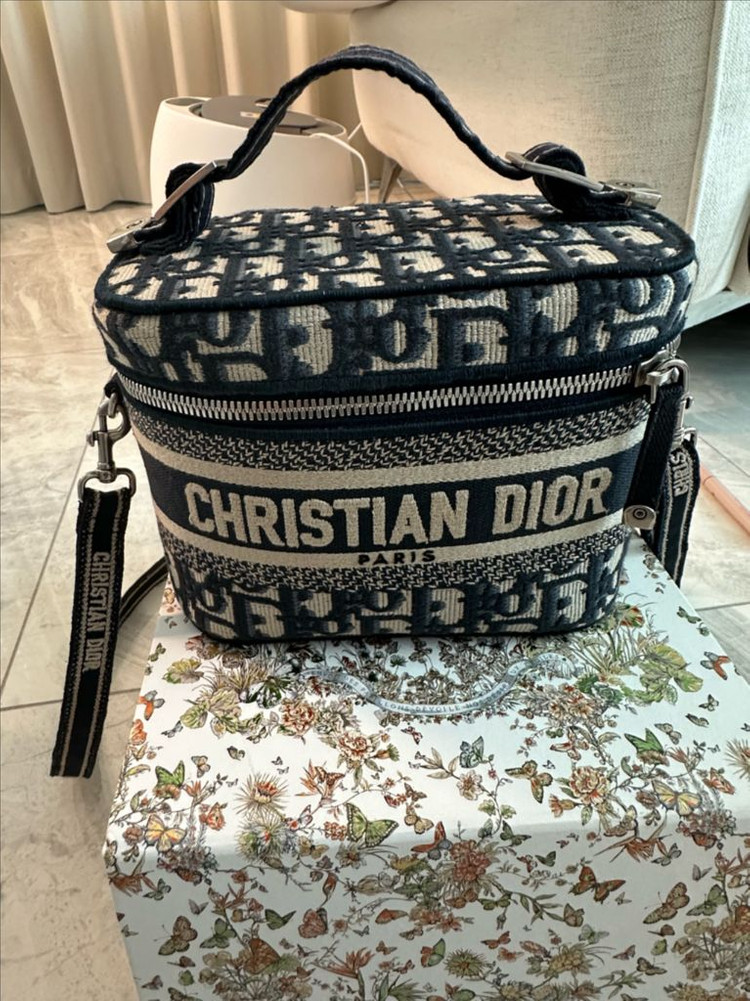 디올 베니티 트래블 스몰 스트랩--3