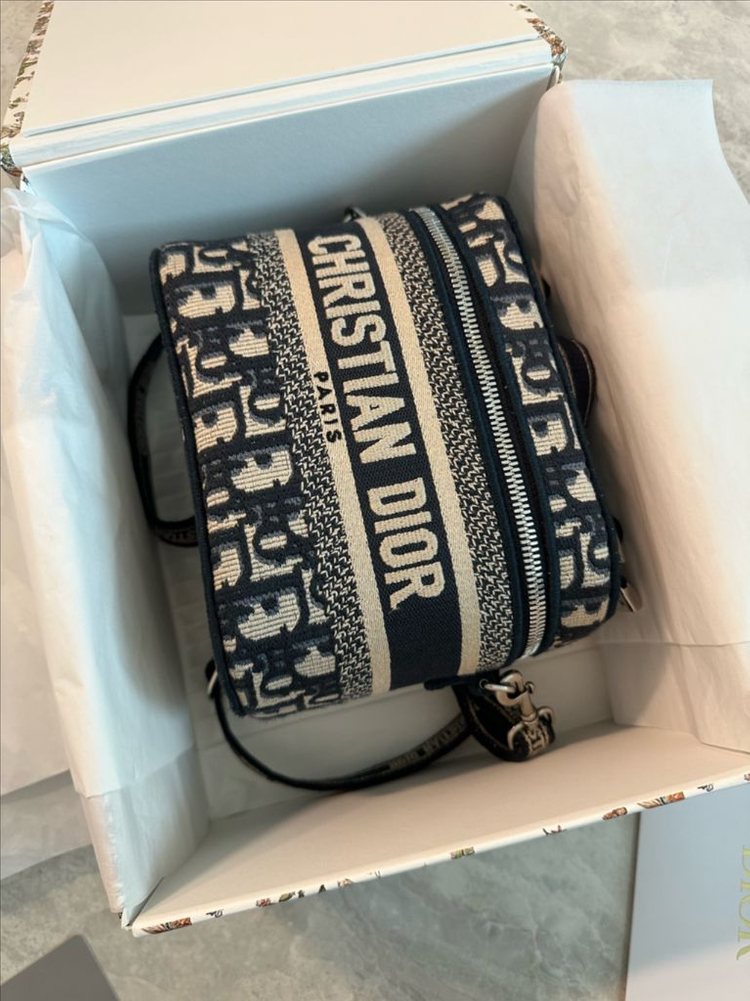 디올 베니티 트래블 스몰 스트랩--5