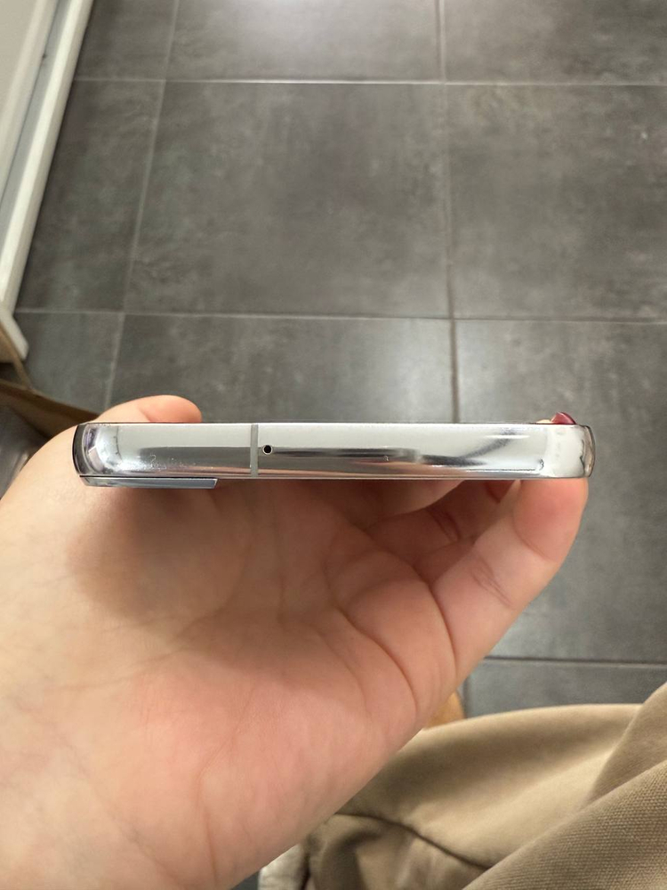 무잔상)갤럭시S22+ 화이트 256GB Y1456--4