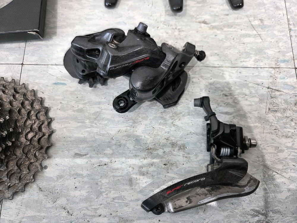 캄파놀로 슈퍼레코드 12단 삼점셋(+스프라켓, 케이블)--1