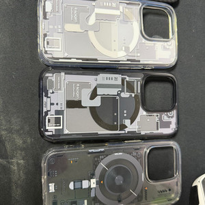 아이폰16프로 케이스 다수 팝니다