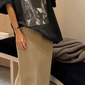 11am 제작 세틴 스커트 브라운 베이지