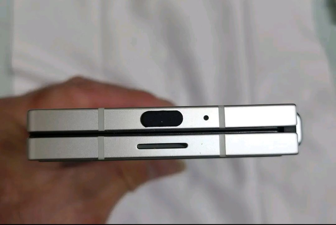 갤럭시z폴드6 회이트에디션 256GB 자급제 교신및교환 판매원합니다.--12