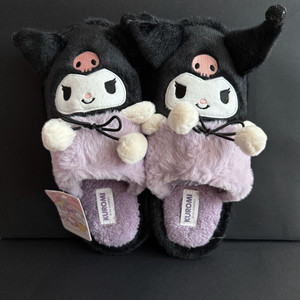 산리오 쿠로미 슬리퍼 캐릭터슬리퍼 털슬리퍼 새상품 실내화
