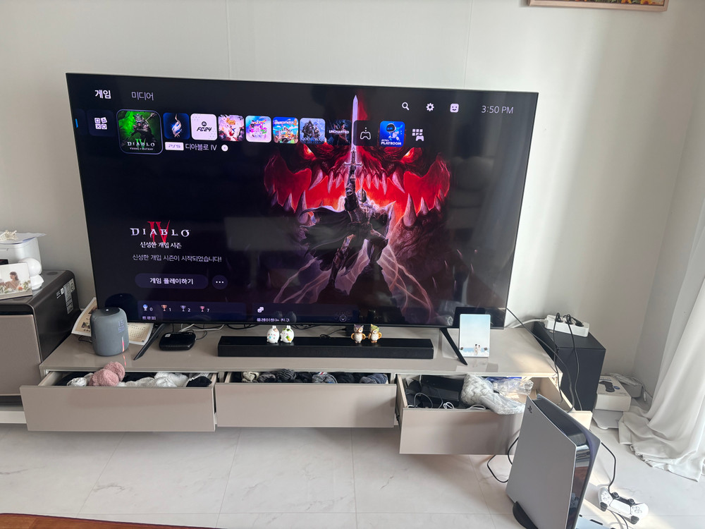 PS5 디스크에딘션+듀얼센스 2개 + 콘솔거치 충전대 1+ 디아블로 디스크1--2