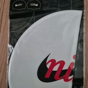 나이키 레드 스우시 수모 이미지