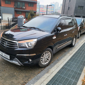 코란도 투리스모 4륜 RT 11인승