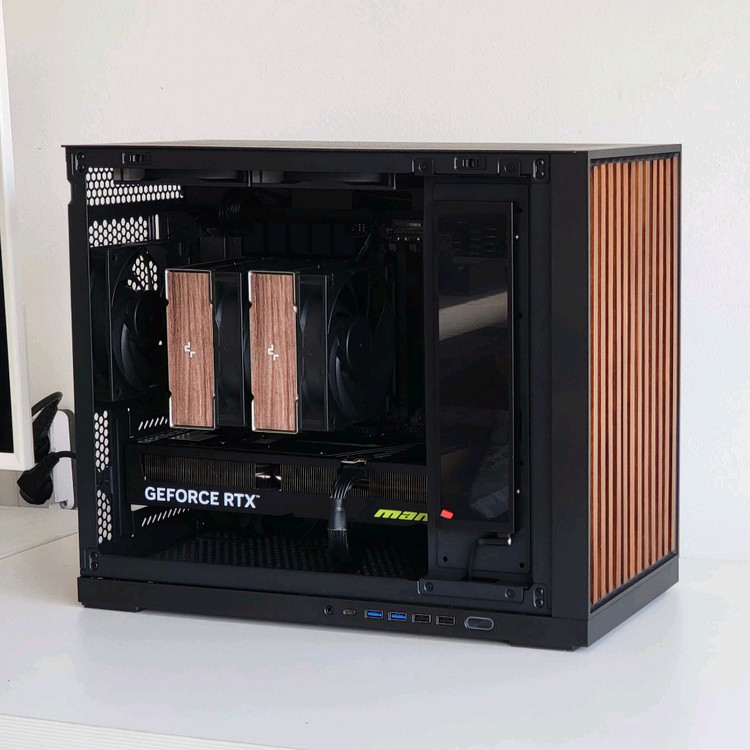 9800X3D 5070Ti 컴퓨터 고사양 본체 게이밍 PC 아이온2 배그 이미지