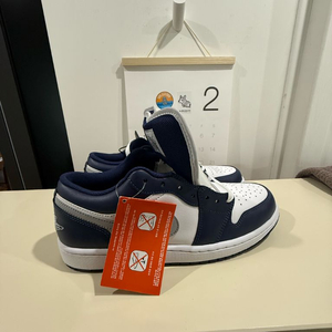 나이키 조던 1 로우 화이트 미드나잇 네이비 270 / 새상품 (박스X) 이미지