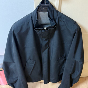 솔리드옴므 쉘파카 46 사이즈 팝니다