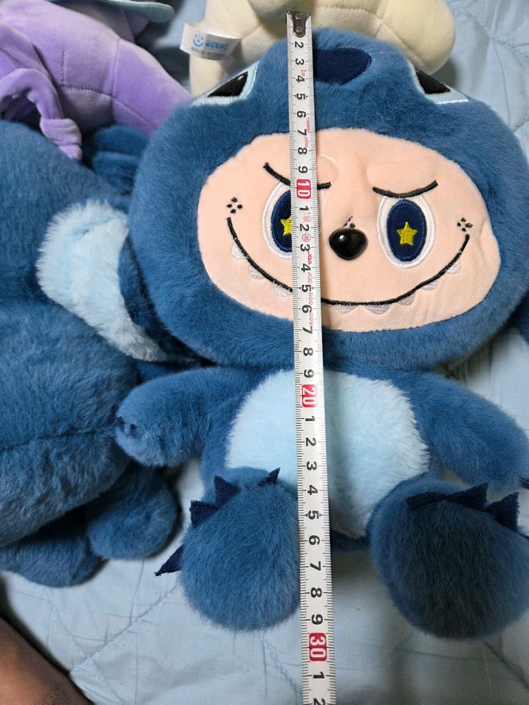 라부부 인형 4개 일괄 택포 1.2만원--2