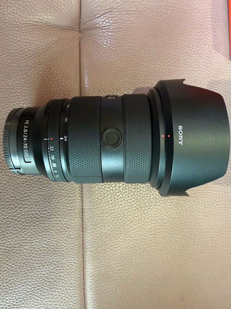 보증많이 남은 소니 24-70gm2 판매합니다--1
