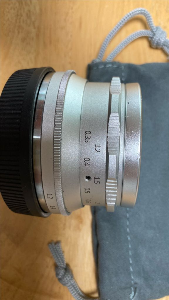 칠공오십 7Artisans 35mm F1.2 렌즈 이미지