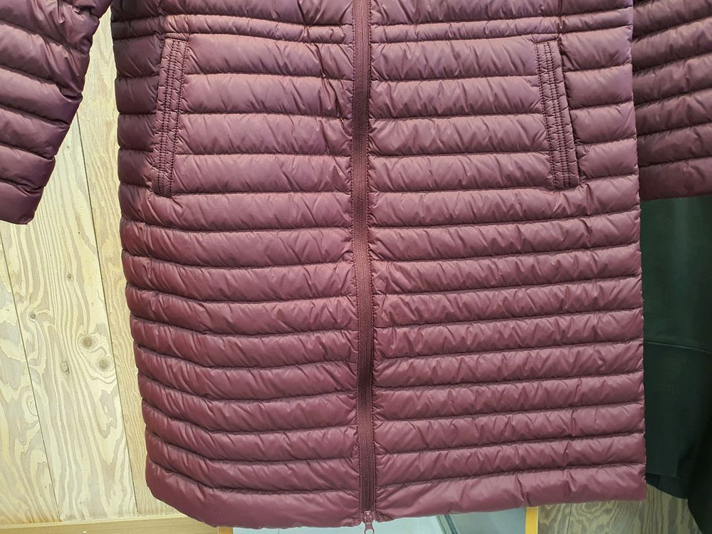 [거위털 90%] 스텔스 여성 경량 롱 패딩 (88사이즈/상태 좋음) 이미지