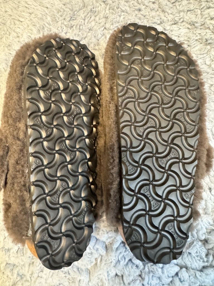 버켄스탁 양털 쉐어링 클로그 팔아요--2