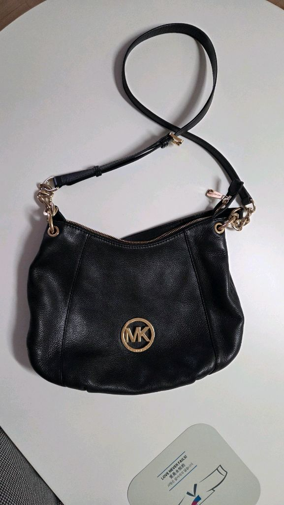 마이클 코어스 천연가죽 가방 이미지